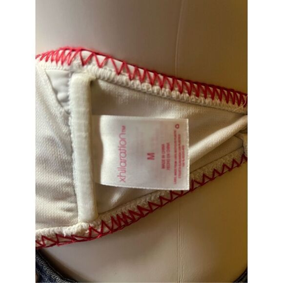 Xhilaration size medium swim top - Picture 6 of 6